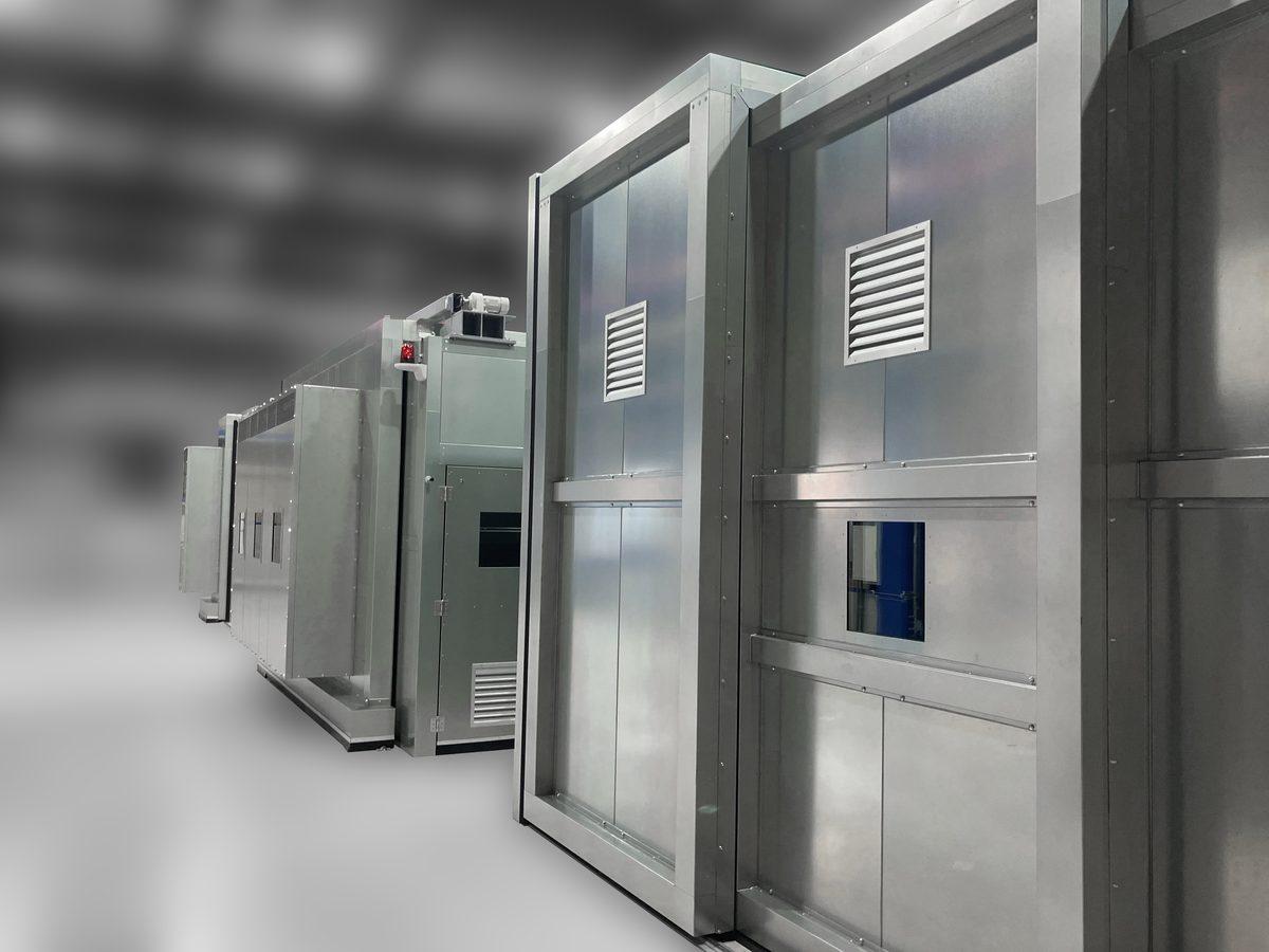 Sliding door equipped with ventilation louver and monitoring window